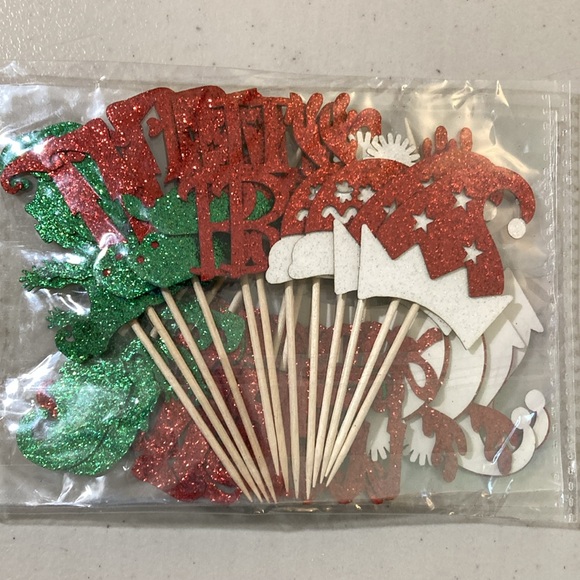 Holiday Cup Cake Topper bundle 5 Packs - Picture 2 of 11